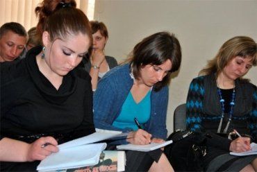 Ужгородский пресс-клуб собирает журналистов на тренинг