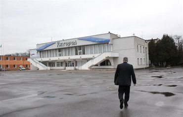 Закарпатські депутати за збереження найзахіднішого аеропорту держави «Ужгород»