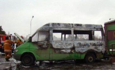 В Хусте произошел пожар в микроавтобусе MERCEDES Sprinter