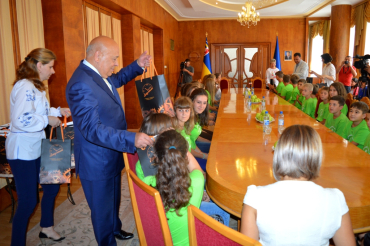 Відпочити на Закарпатті луганські діти приїхали на запрошення Москаля