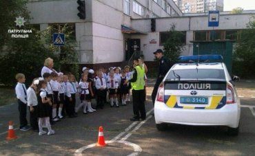 Закарпатські поліцейські нагадують про проведення акції «Увага, діти на дорозі».