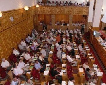В закарпатском облсовете привели к присяге 17 новых депутатов