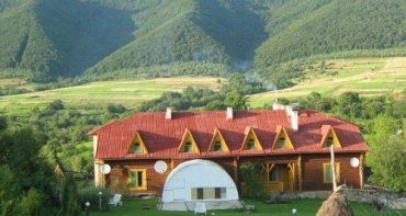 Детский лагерь Point приглашает на осенние каникулы в Карпаты