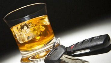 Ужгородские полицейские поймали авто с пьяными венгерскими дипломатами