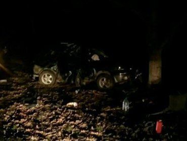 На Закарпатье джип влетел в дерево: Трое погибших, двое в тяжелом состоянии