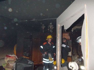 В Ужгороде на улице Легоцкого в девятиэтажном жилом доме возник пожар