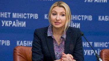 На пресс-конференции первый заместитель министра юстиции Наталья Севостьянова