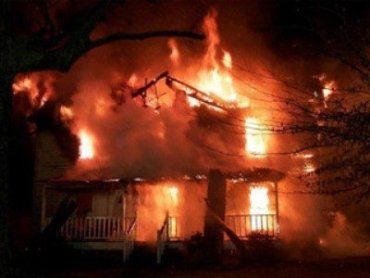 В Дубно горящий дом забрал жизни 4 детей