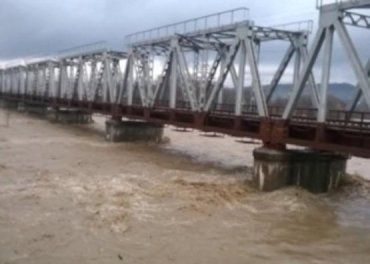Жителей Закарпатья предупреждают об опасности новых наводнений