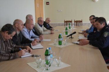 За круглым столом в Ужгороде встретились ГАИ и общественность