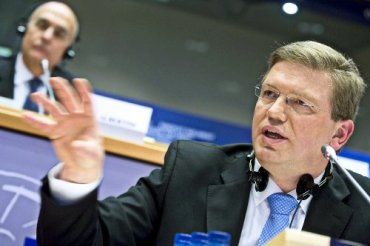 Штефан Фюле заявил что ЕС уделяет правам нацменьшинств