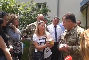 Степан Полторак пообщался в Закарпатье с волонтерами