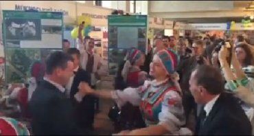 видео выложил замглавы ужгородского горсовета Иван Шкирта в своем Facebook