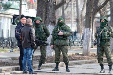 Более 20 000 украинцев из Крыма стали нерезидентами согласно закона