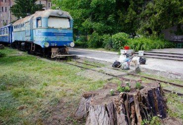 Недетские проблемы у детской железной дороги в Ужгороде