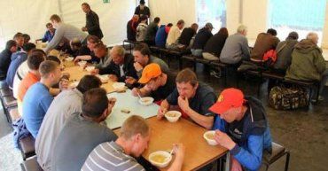 В городе Хуст прошла благотворительная акция «Накорми голодного»