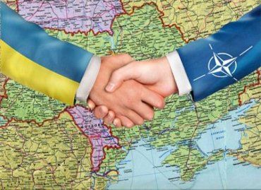 НАТО решило помочь Украине и без вступления в Альянс