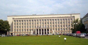 Административная реформа сократила штат Закарпатского облсовета