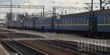 "Укрзализныця" назначила к Пасхе 10 пар дополнительных поездов