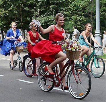 В Ужгороде девушки на двух колесах устроят велопарад