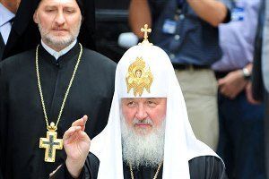Националисты и казаки подрались в Киеве из-за визита патриарха