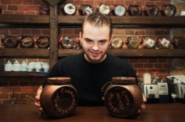 Тарас Кочмарский, старший бариста кофейни "Золотой дукат"