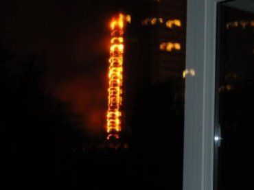 Ночью на Шулявке загорелась многоэтажка: горели все 26 этажей