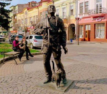 Скульптура трубочиста в Мукачево - в ТОП-10 лучших скульптур