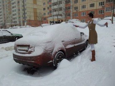 В Ужгороде чистят от снега только главные дороги