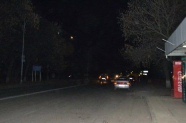 В Ужгороде улица Минайская около "Домиона" всегда темная