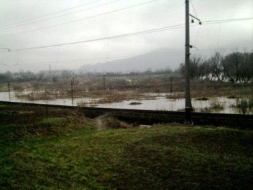 Уровень воды в реках Закарпатья может подняться до 6 метров