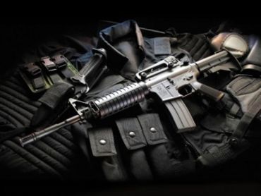 В багажном отделении иномарки правоохранители обнаружили арсенал оружия