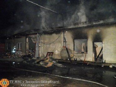 В городе Мукачево сгорел склад вместе с его сторожем