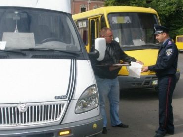 Мониторинг выпуска пассажирских автобусов на линию в Мукачево