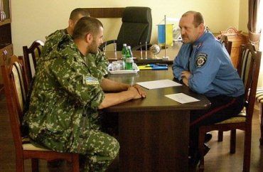 Глава Закарпатской милиции общался с жителями Раховщины