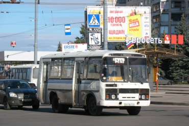 Маршрутка - любимый транспорт для пенсионеров Ужгорода!