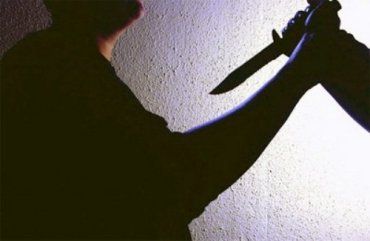 В Хустском районе парень нанес ножом ранения своим соперникам