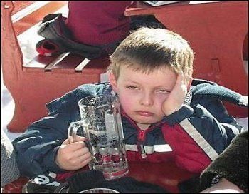 Подросток в Закарпатье если утром не выпил и в школу не пошел, так и день пропал