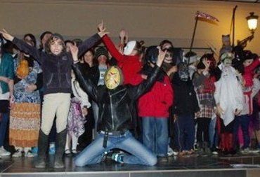 Ужгородцы оригинально отпраздновали Международный день танца