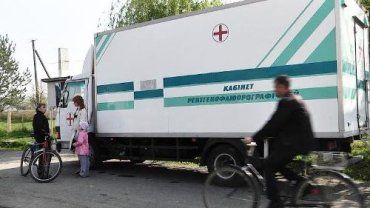 Автобус с оборудованием ездит по селам Ужгородского района