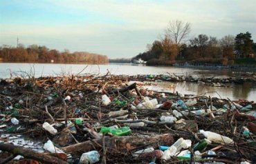Мусор может представлять опасность для окружающей среды Венгрии
