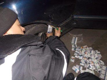 Пограничники обнаружили "Мерс" с контрабандными сигаретами