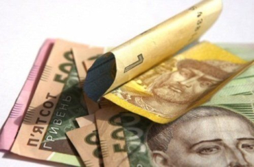 В Украине рост кредитов заметили, а о невыплате пенсий молчат