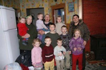 На Закарпатье многодетной семье Яремчуков выделили только пятьдесят тысяч гривен
