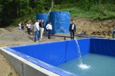 В курортном селе на Закарпатье Москаль запустил новый водопровод