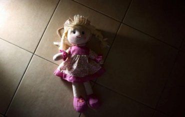 Жінка продала неповнолітню дівчину-сироту у сексуальне рабство