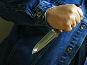 В Мукачевском районе грабитель мобилок орудовал с кухонным ножом