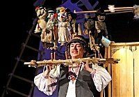 В закарпатском театре кукол - юбилей спектакля "Недотепа из Вертепа"