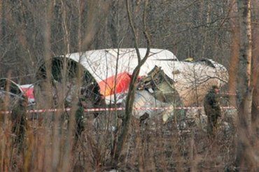 Самолет президента Польши разбился 10 апреля под Смоленском
