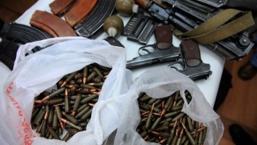 Береговские милиционеры изъяли у закарпатского мужика пистолет и патроны